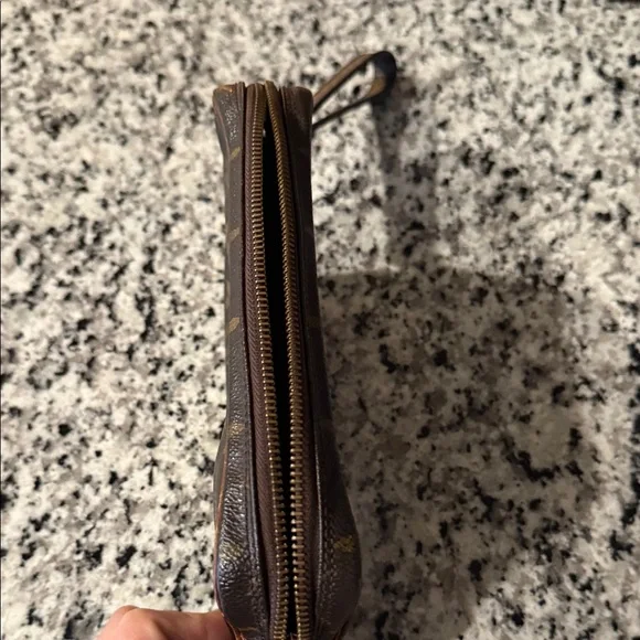 Louis Vuitton Brown Monogram Wristlet - Picture 5 of 14